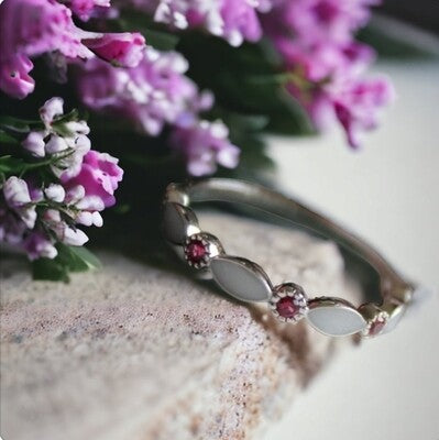 Anillo Bella liso Leche