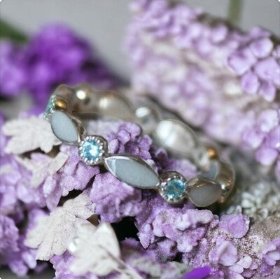 Anillo Bella liso Leche